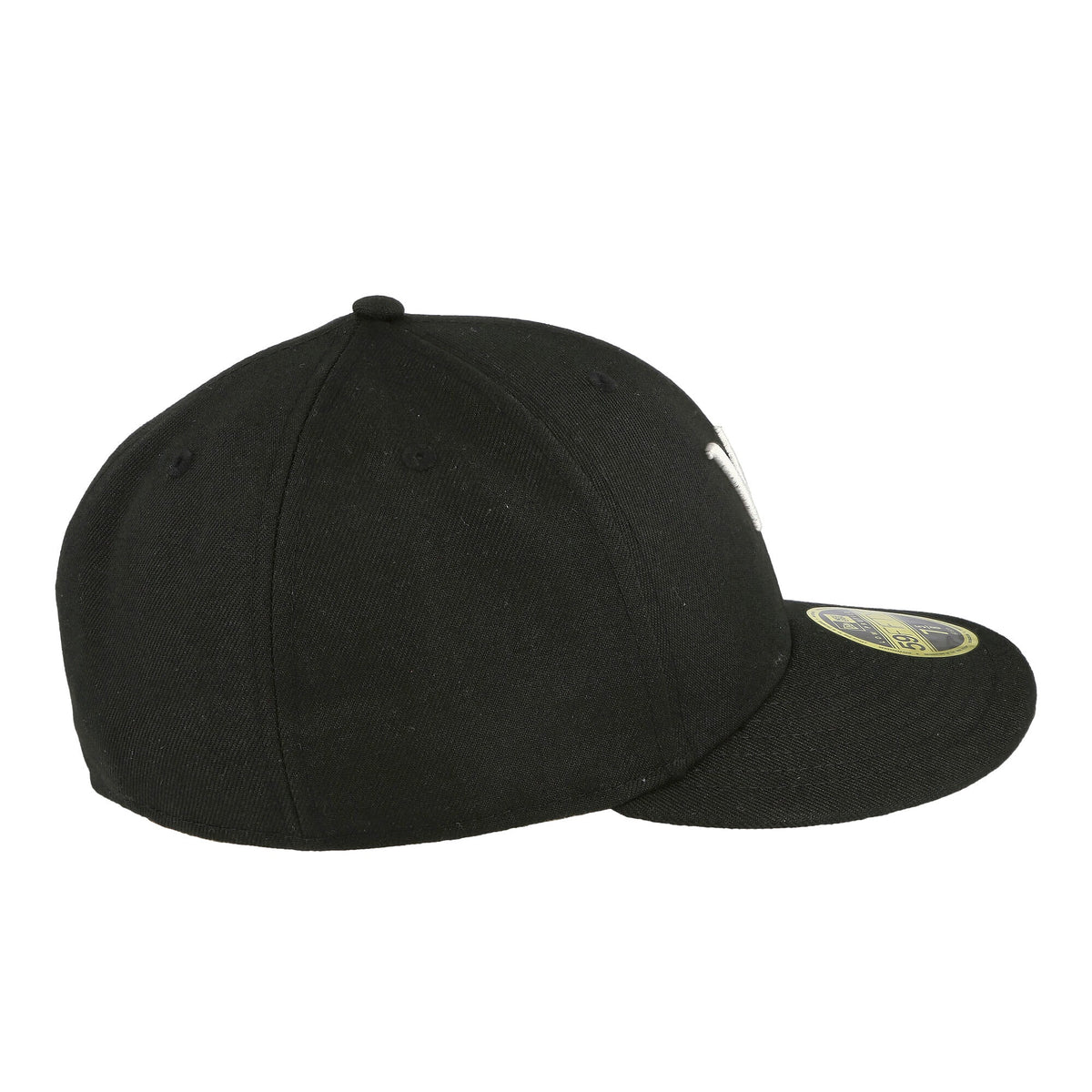 WTAPS x New Era 59Fifty Low Profile Cap Black Caps Close-up | Overkill