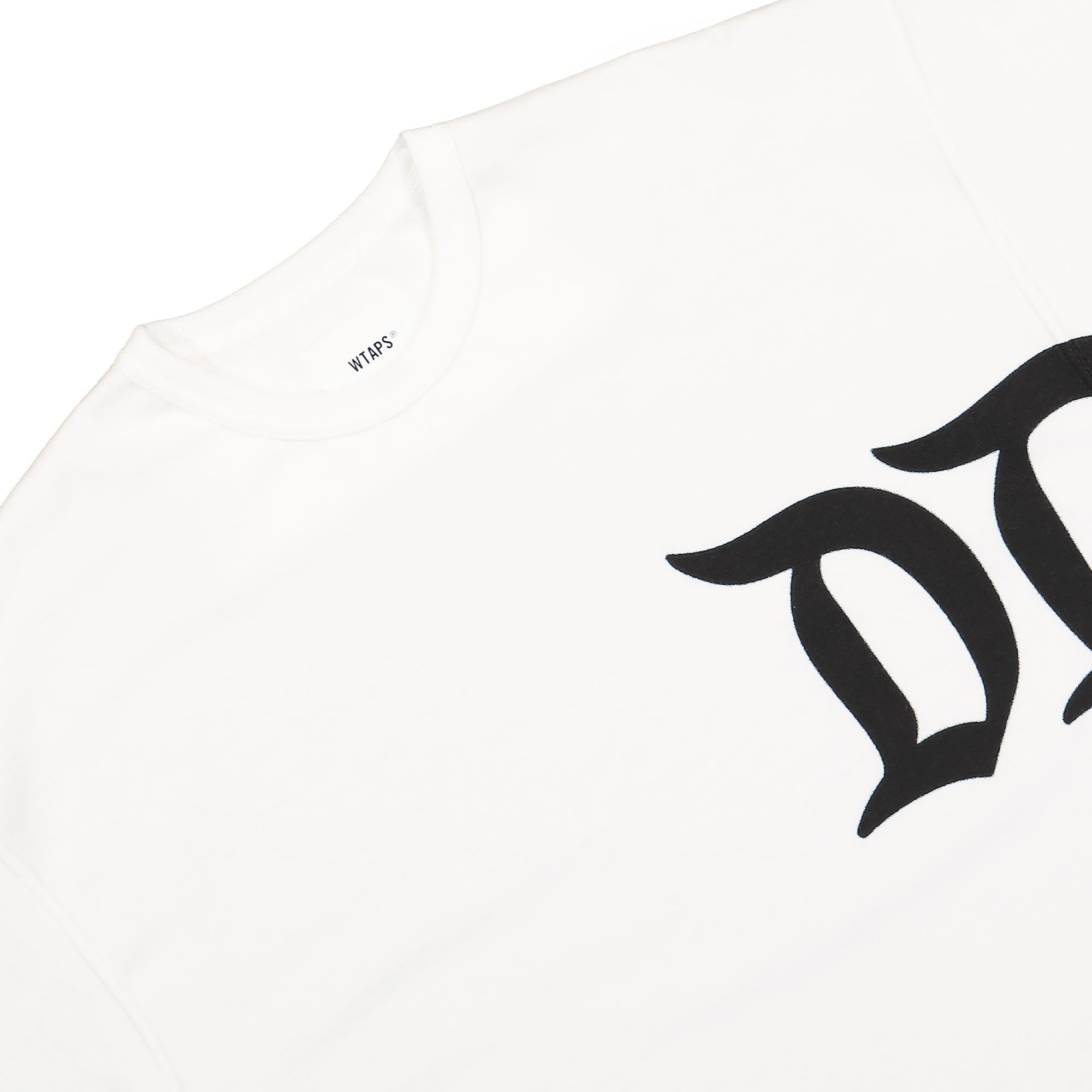 WTAPS DSQD Design 02 T-Shirt White T-Shirts Close-up | Overkill