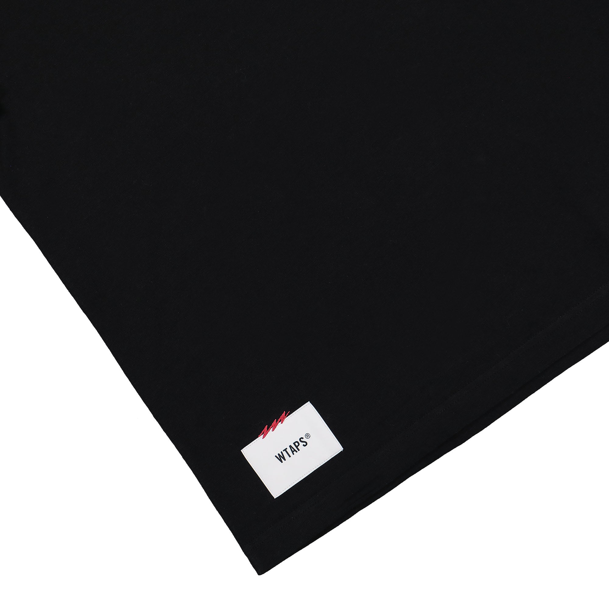 WTAPS Design 02 Sweatshirt LS Black Sweatshirts Close-up | Overkill