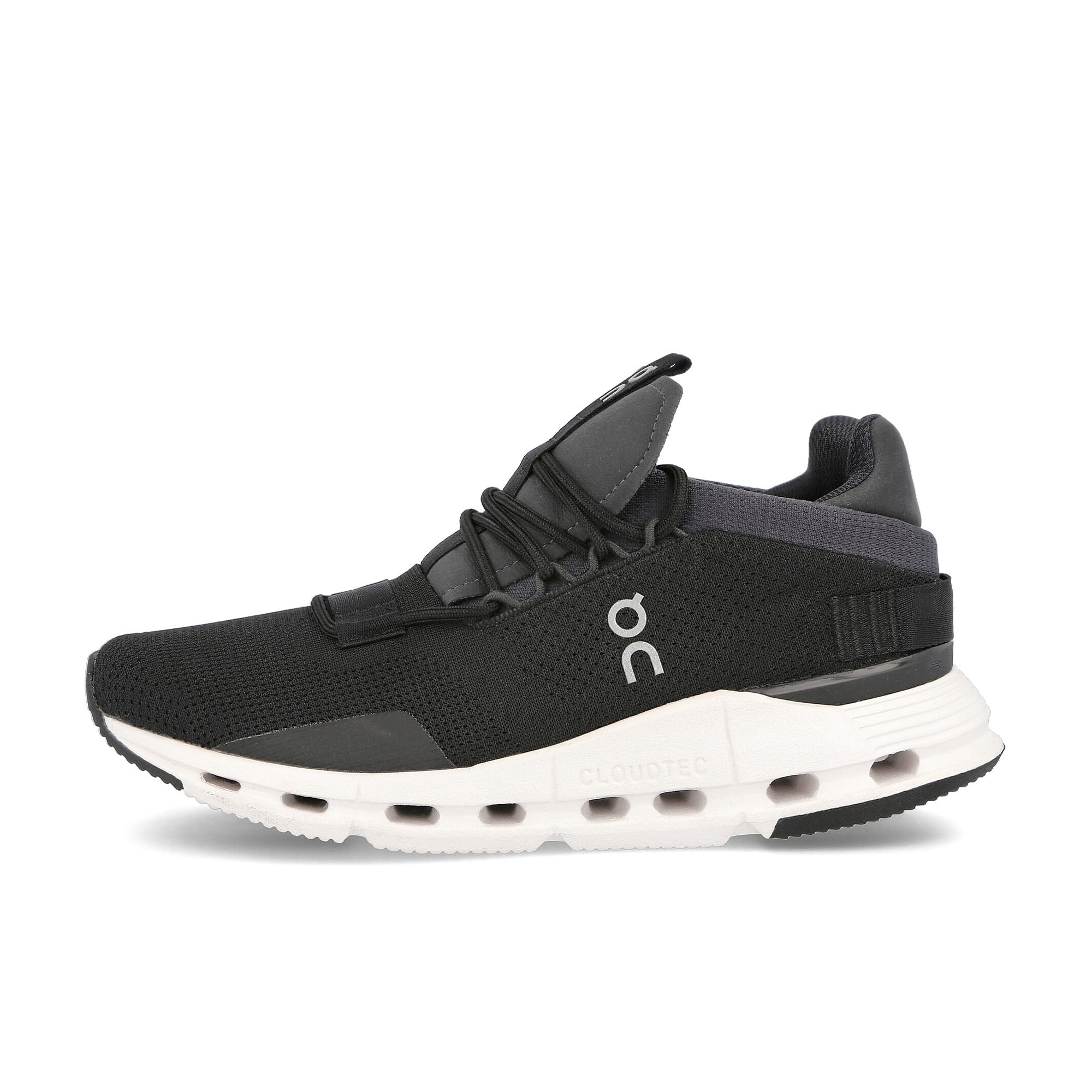 On wmns cloudnova Black Sneakers 26.99113 | Overkill