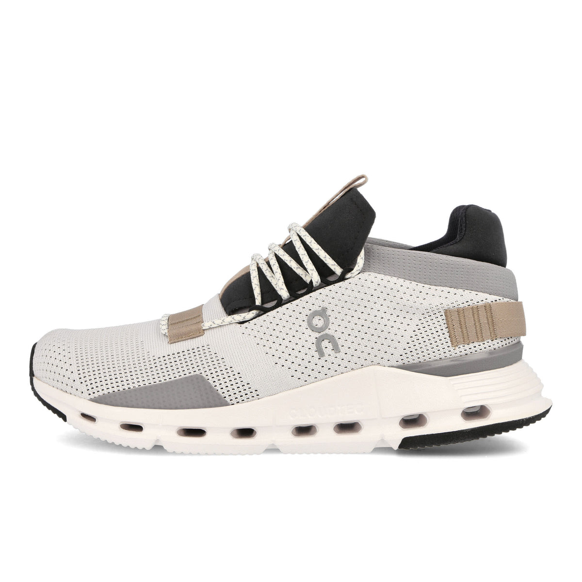 On W Cloudnova White / Sand Sneakers 26.98488 | Overkill