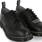 Dr. Martens Smiths Smooth Black Low Top Sneakers  Detailfoto | Overkill