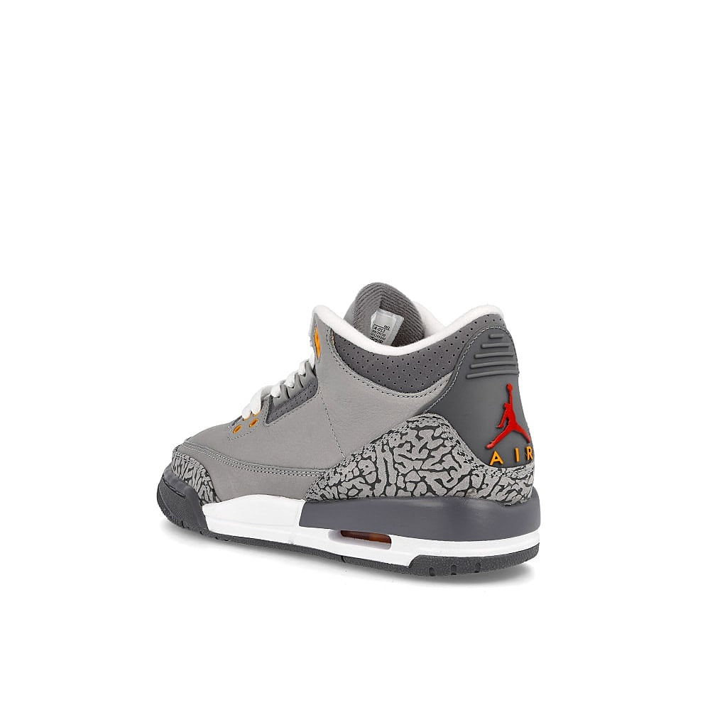 Jordan Air Jordan 3 Retro GS Silver / Sport Red - Light Graphite - Orange Peel  Close-up | Overkill