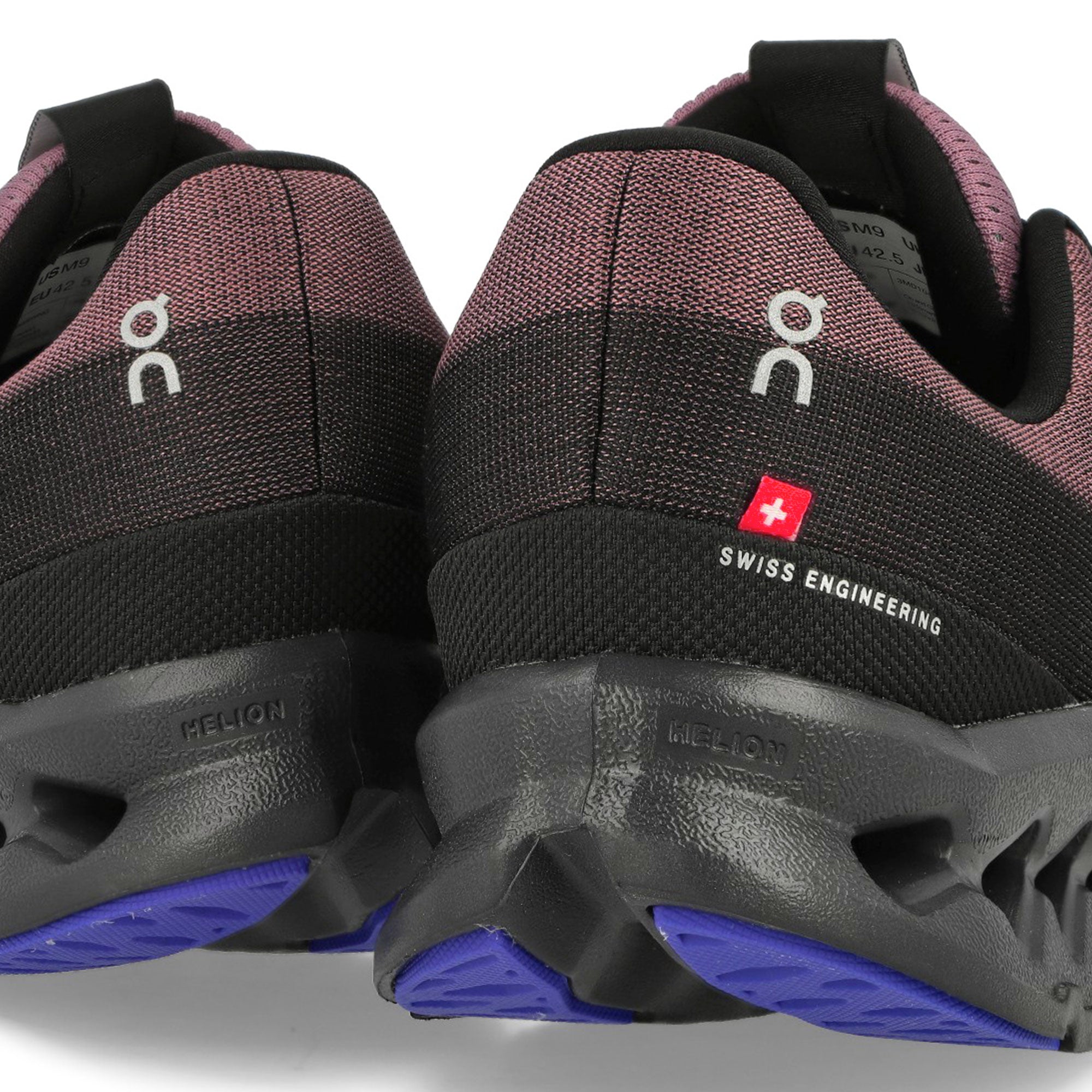 On Cloudsurfer Black / Cobalt Low Top Sneakers  Detailfoto | Overkill