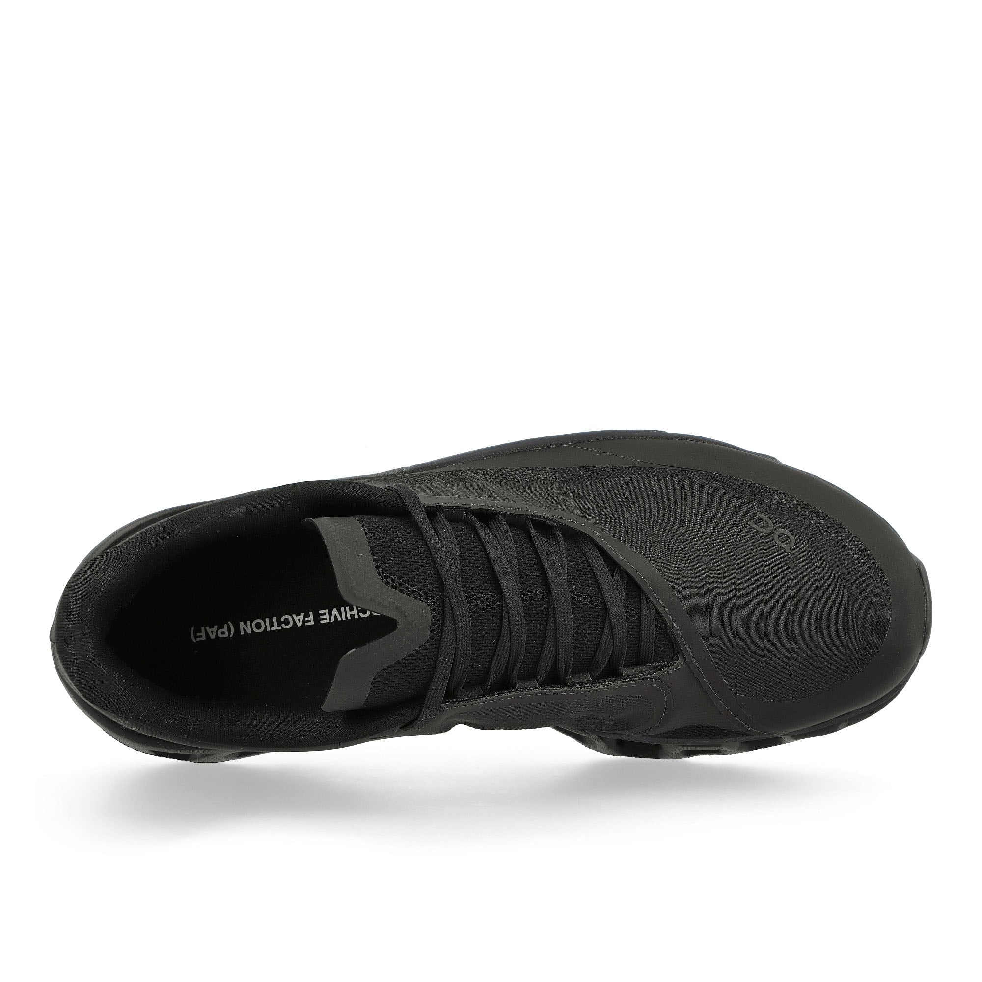 On Cloudmonster 2 Black / Magnet Low Top Sneakers  Detailfoto | Overkill