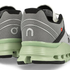 On Cloudnova Z5 Rush Black / White Low Top Sneakers  Detailfoto | Overkill