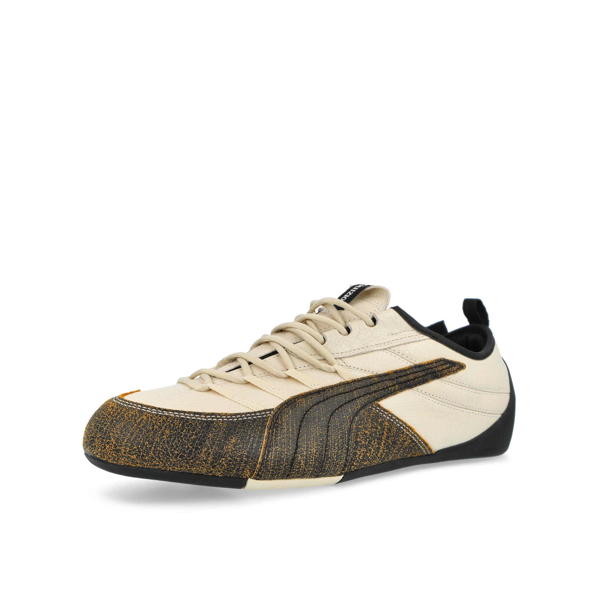 Guizio x Puma Klim L Alpine Snow - Puma Black Low Top Sneakers 406188 01 Close-up | Overkill
