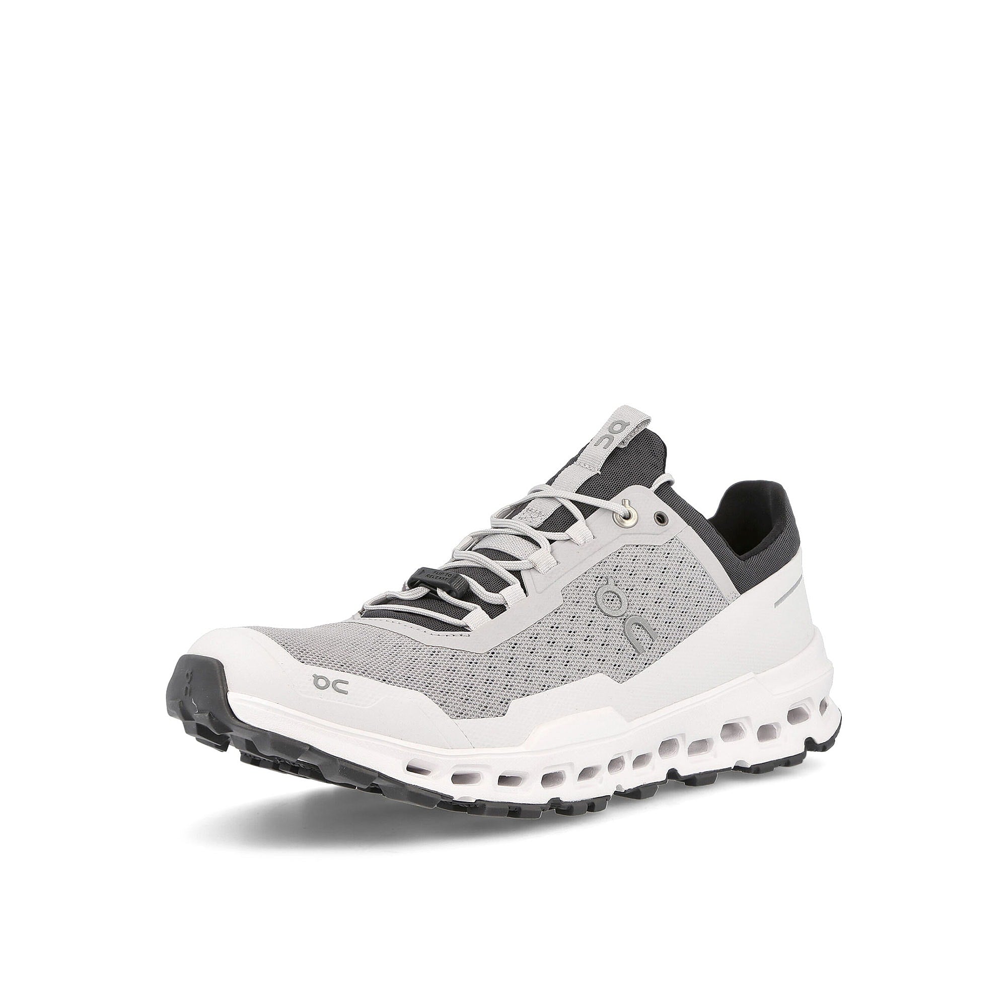 On wmns cloudultra Glacier / Frost Sneakers  Close Up | Overkill