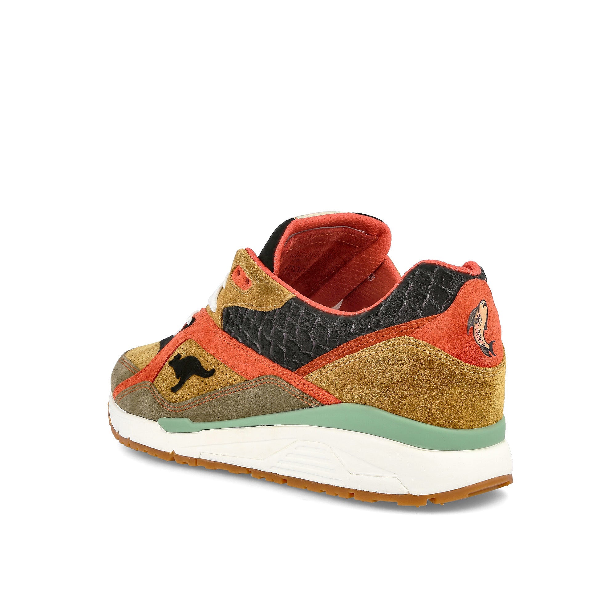 KangaROOS Bisso x Max Loewe x KangaROOS ROOSunited Rainbow Trout Saddle Bron / Jet Black  Close-up | Overkill