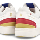 On the roger centre court White / Mustard Sneakers  Detailfoto | Overkill