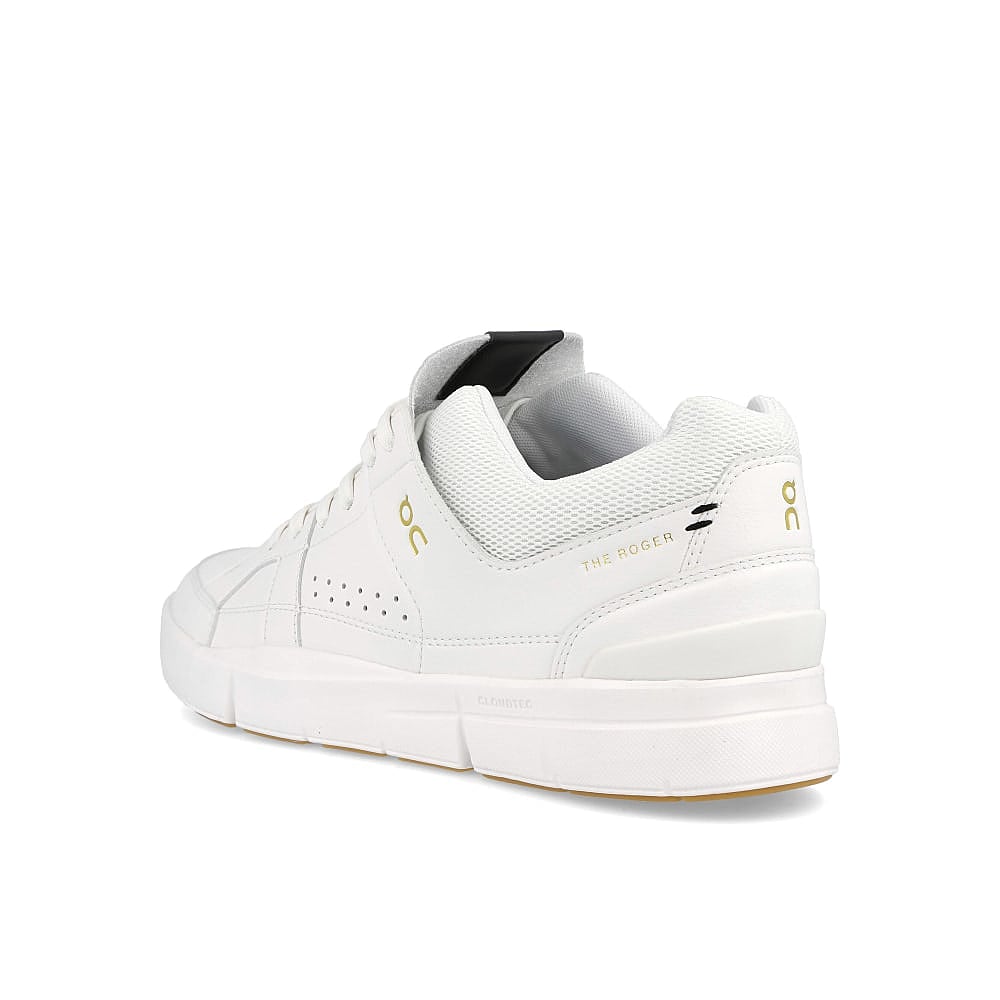 On wmns the roger clubhouse White / Black  Close-up | Overkill