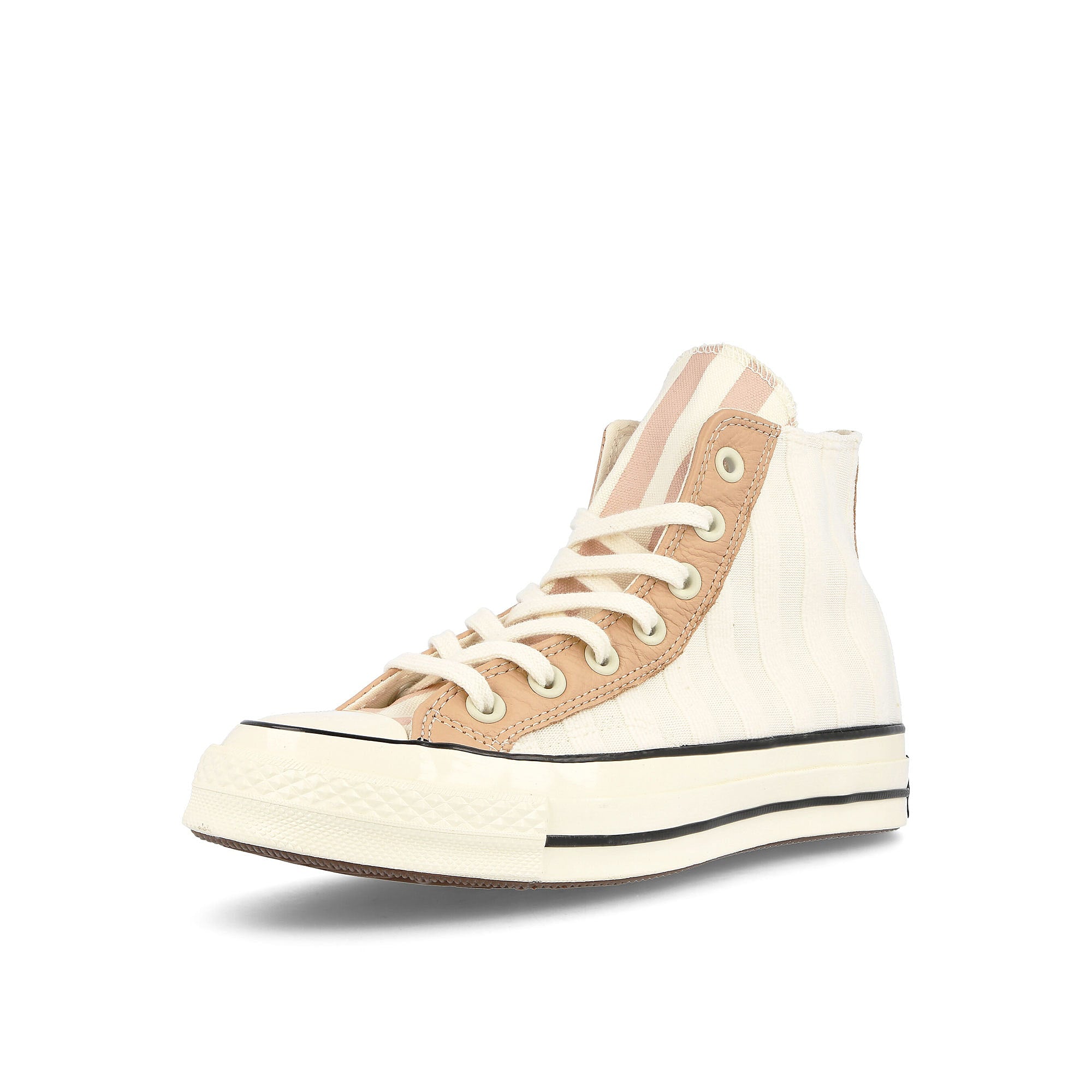 Converse chuck 70 hi Egret-Pink Clay-Black High Top Sneakers  Close Up | Overkill