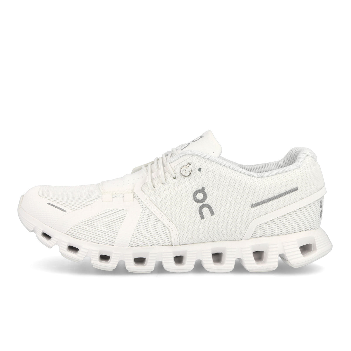 On Cloud 5 Undyed White / White Low Top Sneakers 59.98376 | Overkill