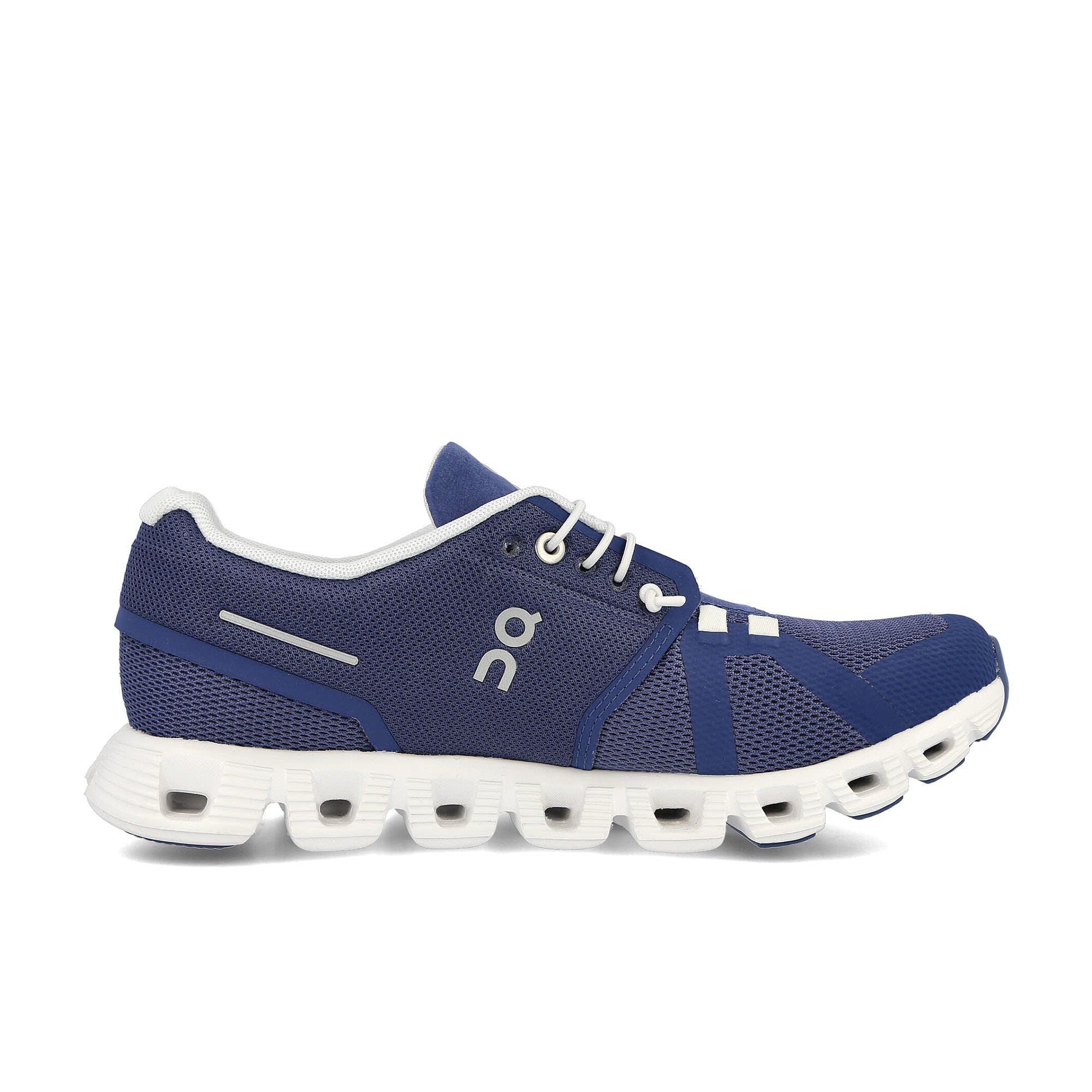 On wmns cloud 5 Denim / White Sneakers  Silhouette | Overkill