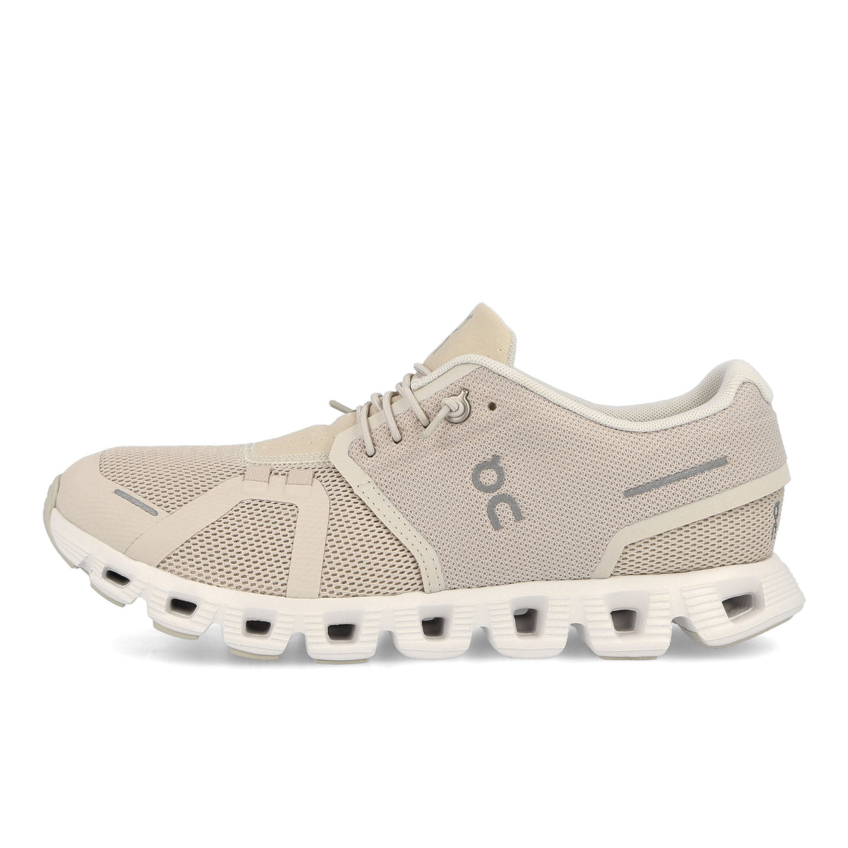 On W Cloud 5 Pearl / White Sneakers 59.98773 | Overkill