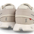 On W Cloud 5 Pearl / White Sneakers  Detailfoto | Overkill