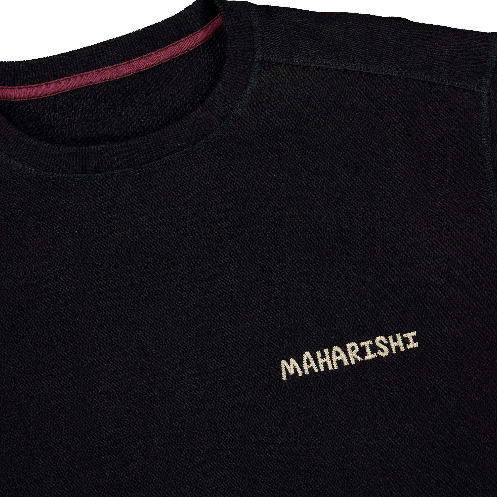 Maharishi  Souvenir Organic Crew Sweat Black Sweatshirts 6351 Detailfoto | Overkill
