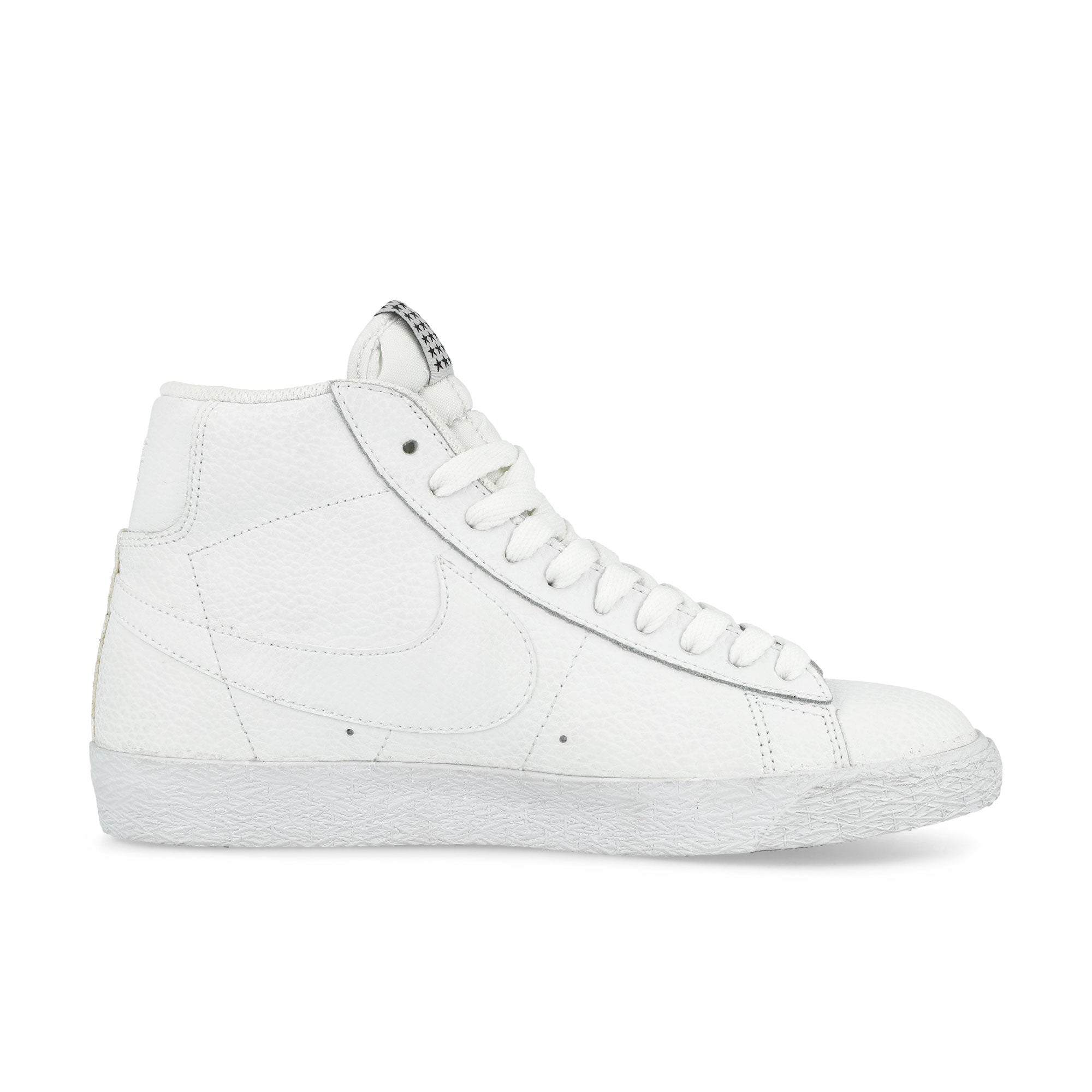 nike blazer white gum