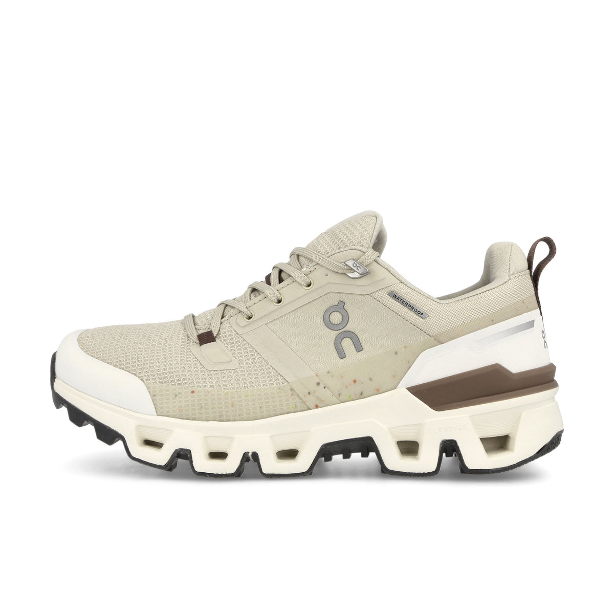 On W Cloudwander Waterproof Sand / Ivory Low Top Sneakers 73.98055 | Overkill