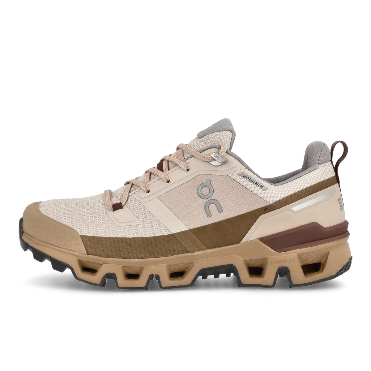 On Cloudwander Waterproof Pearl / Root Low Top Sneakers 73.98056 | Overkill