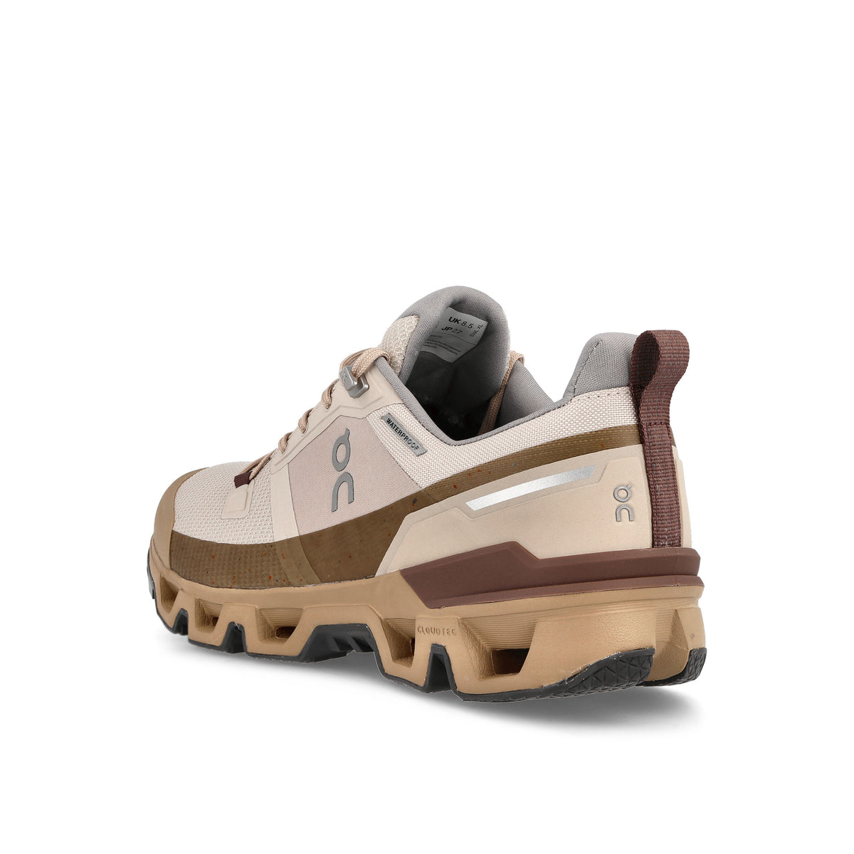 On Cloudwander Waterproof Pearl / Root Low Top Sneakers  Material | Overkill