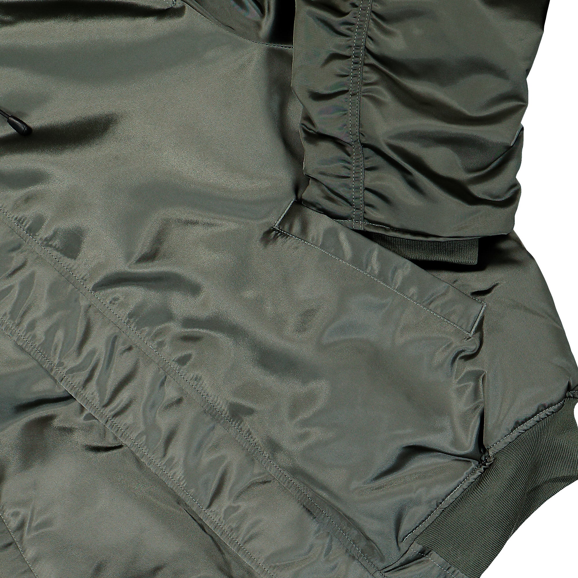 Alpha Industries N-2B Base UV Winter Jacket Vintage Green Jacket 758101-432 Detail View 1 | Overkill

