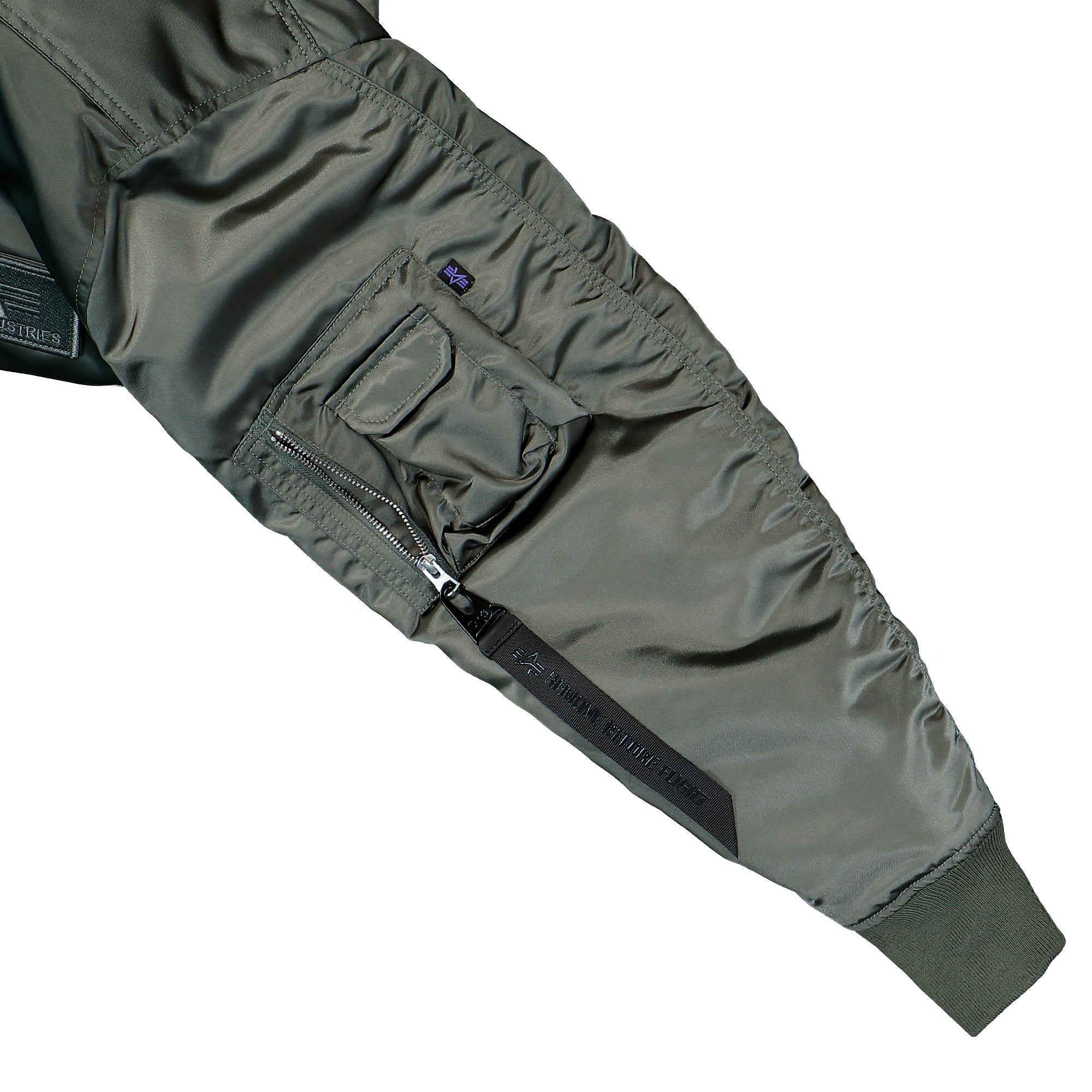 Alpha Industries CWU-45 / P Base UV Bomber Jacket Vintage Green Jacket 768005-432 Detail View 2 | Overkill
