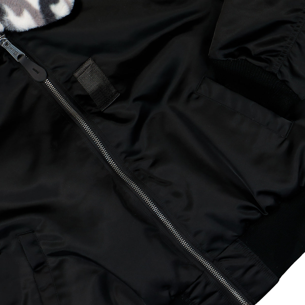 Alpha Industries B-15 Reversible II UV Winter Jacket Black Jacket 768017-03 Detail View 1 | Overkill
