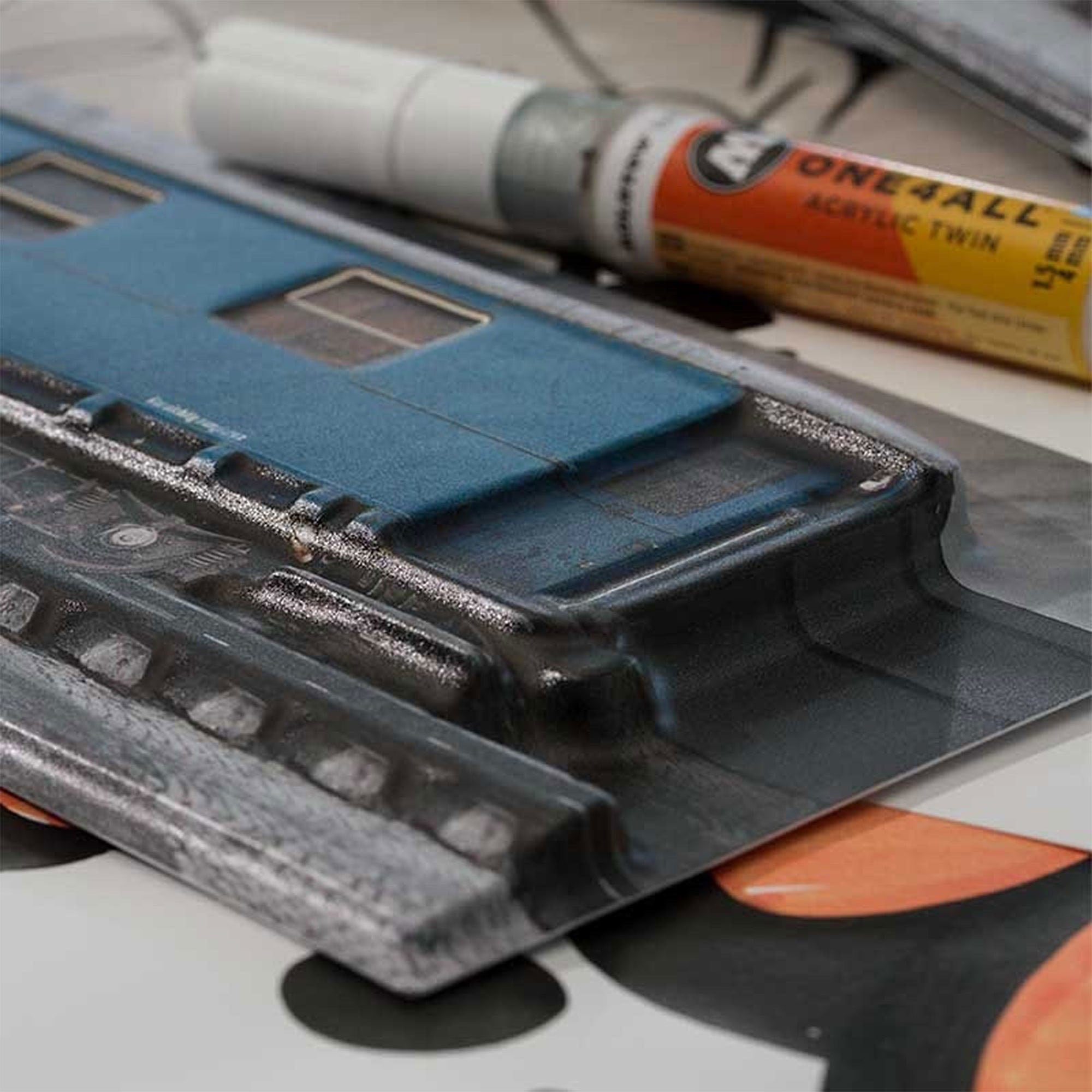 Molotow 3d relief train molotow big 0 Mini Trains Close-up | Overkill
