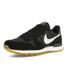 Nike wmns internationalist Black / Summit White - Anthracite - Sail Sneakers  Close Up | Overkill