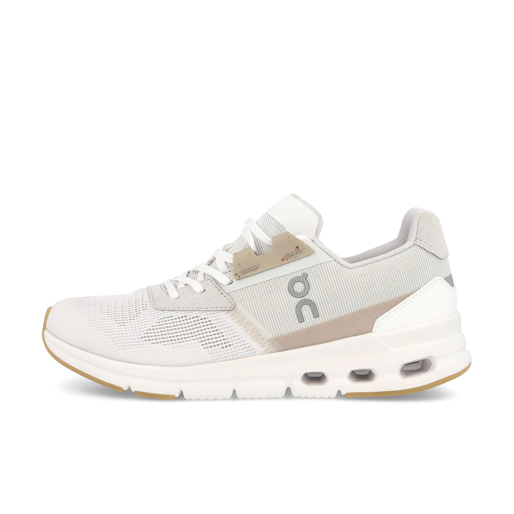 On wmns cloudrift White / Sand Sneakers 87.98446 | Overkill