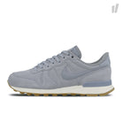 Nike wmns internationalist se Glacier Grey / Glacier Grey - Dark Sky Blue Sneakers 872922 003 | Overkill