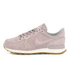 Nike wmns internationalist se Particle Rose-Particle Rose - Vast Grey Sneakers 872922 602 | Overkill