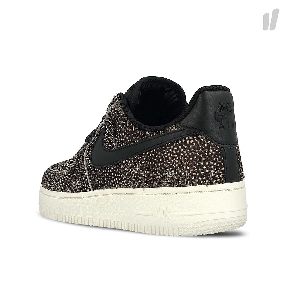 Nike wmns air force 1 07 lx Black-Black - Sail Sneakers  Material | Overkill