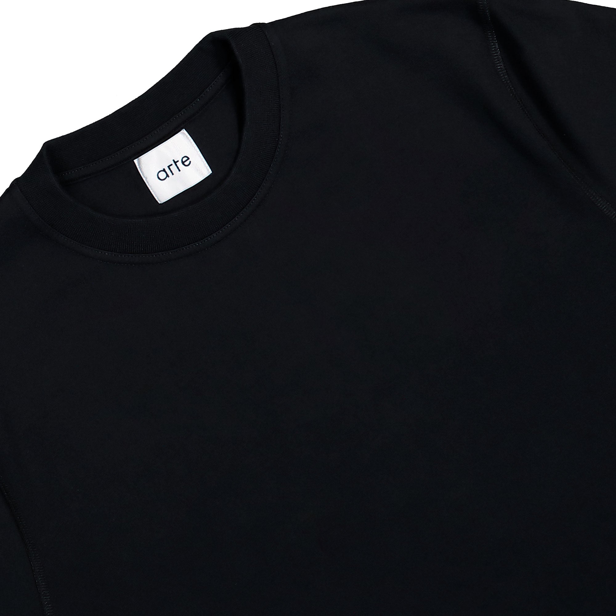 Arte Antwerp Tricolor Serial T-Shirt Black T-Shirt AW26-128T Close-up | Overkill
