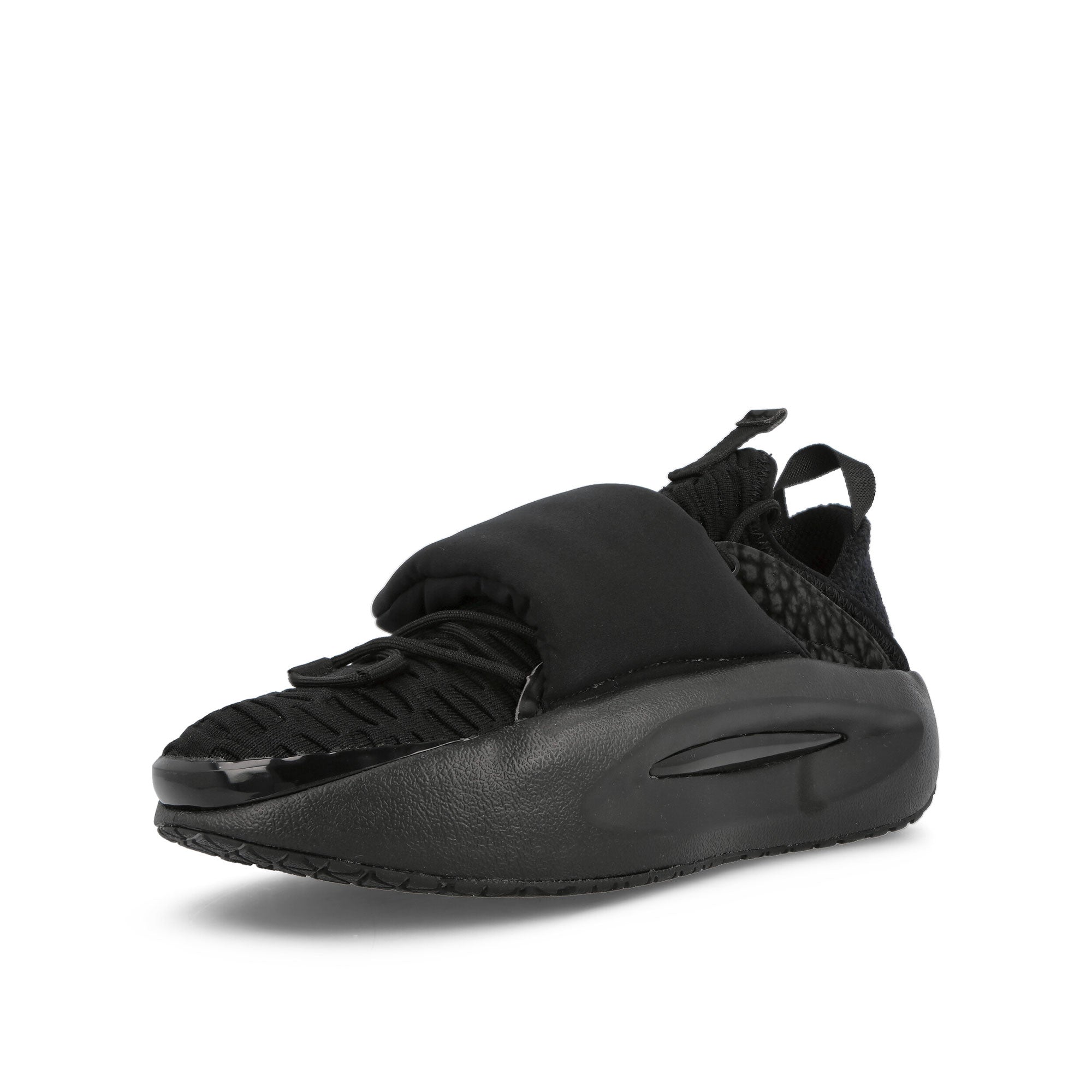 Li-Ning YUNYOU Black Sneakers  Close Up | Overkill