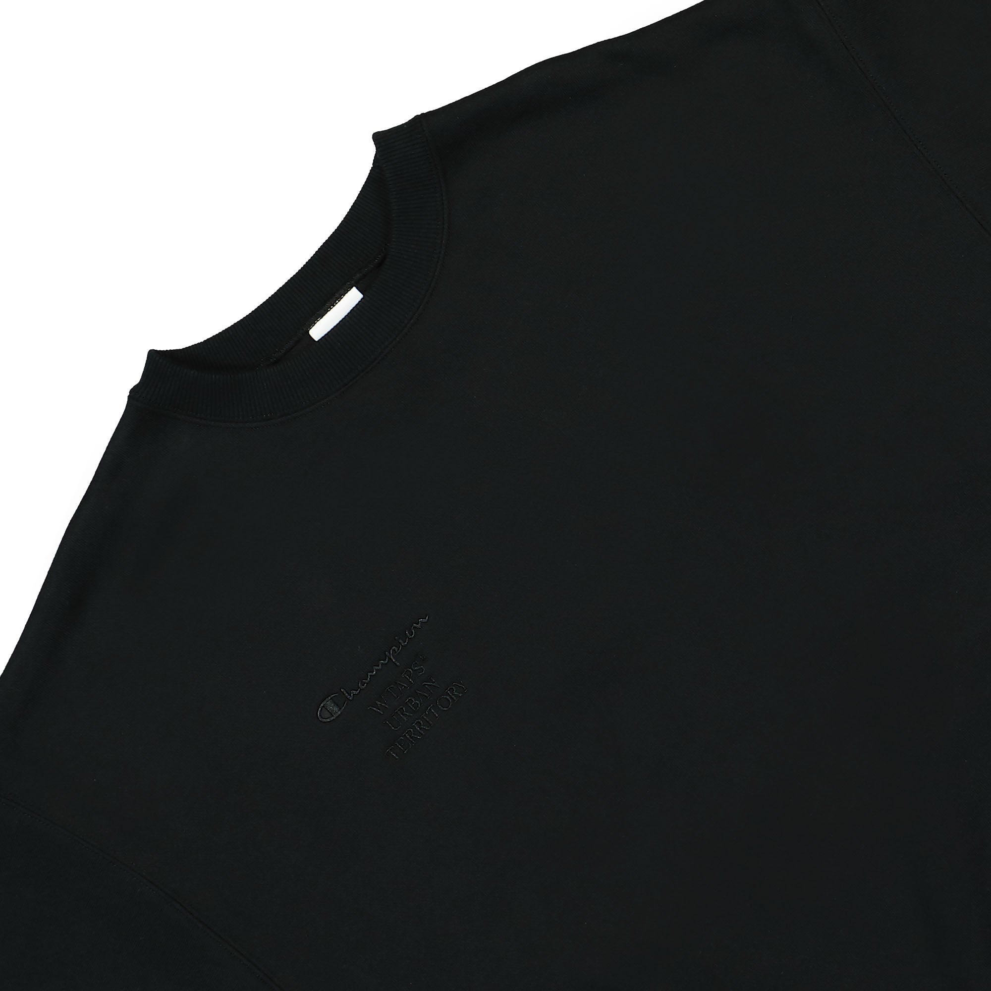 Champion Acadamy Crewneck Sweatshirt Black Sweatshirts Close-up | Overkill