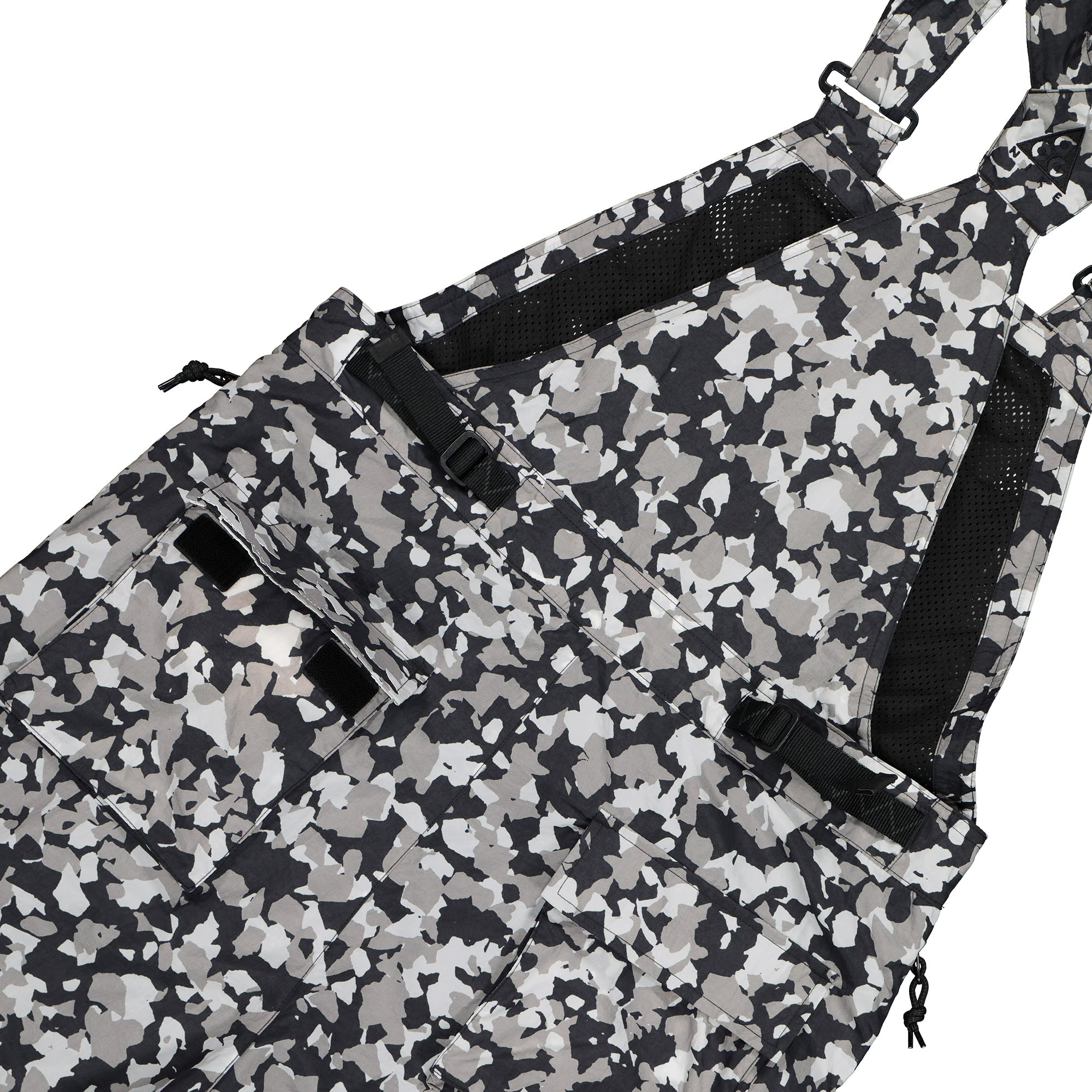 Nike NRG ACG Woven Overalls Black Overalls Detail view 2 | Overkill