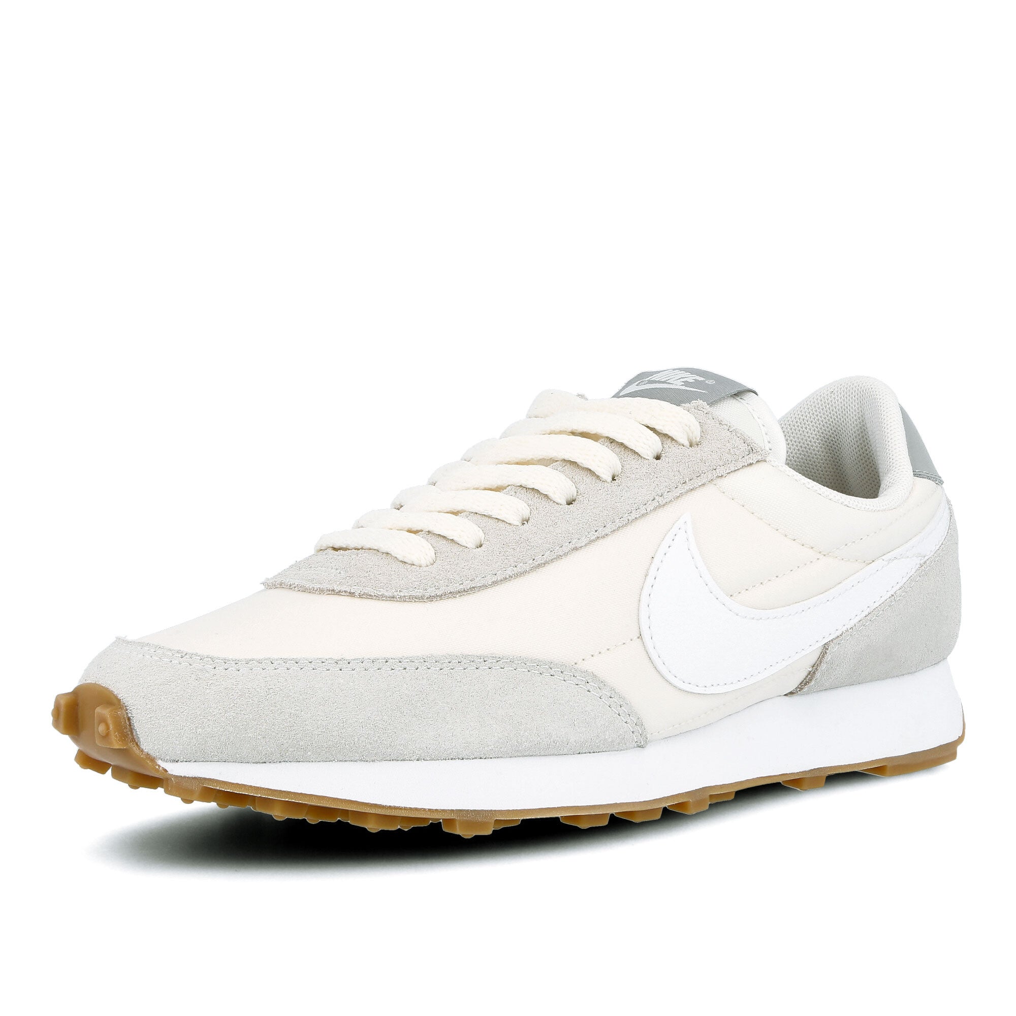 Nike Wmns Daybreak Summit White-White - Pale Ivory Low Top Sneakers  Close Up | Overkill