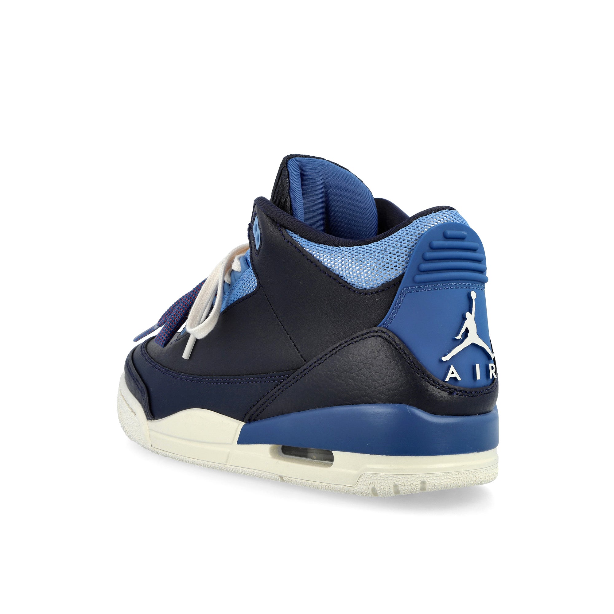 Wmns Air Jordan 3 Retro Sport Renaissance Obsidian / Chalk - Track Red Mid Top Sneakers CK9246 400 Close-up | Overkill
