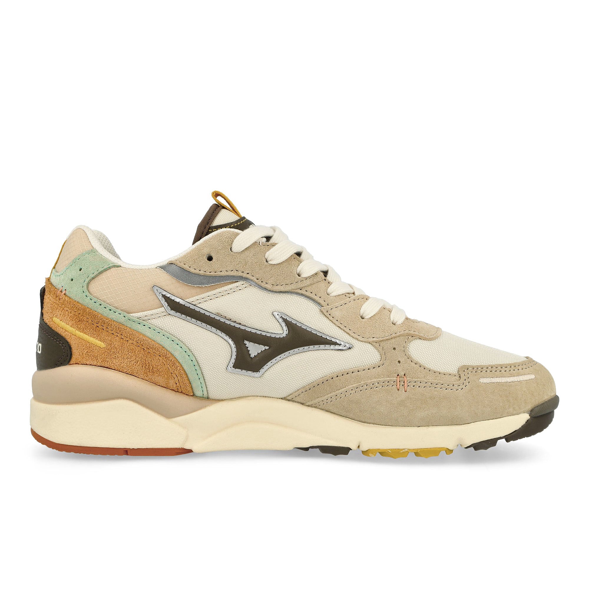 Mizuno Sky Medal Beta Mojave Desert / Major Brown / Summ Low Top Sneakers  Silhouette | Overkill