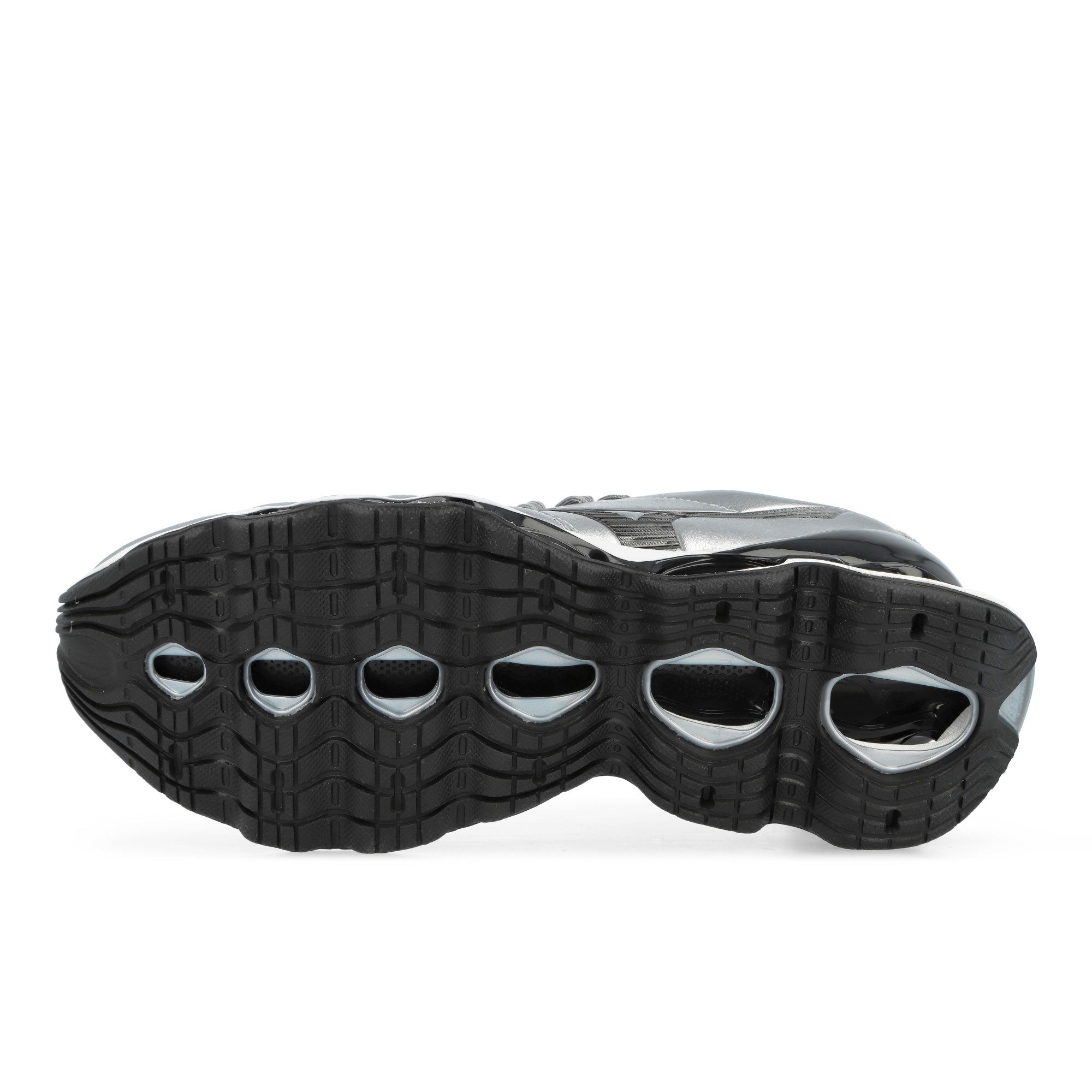 Mizuno Wave Prophecy Morelia Neo Silver / Black Low Top Sneakers D1GA255103 Detail View 1 | Overkill
