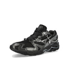 Mizuno Wave Rider 10 Jewels Black / Black Sand / Quiet Shade Sneaker D1GA260E02 Close-up | Overkill
