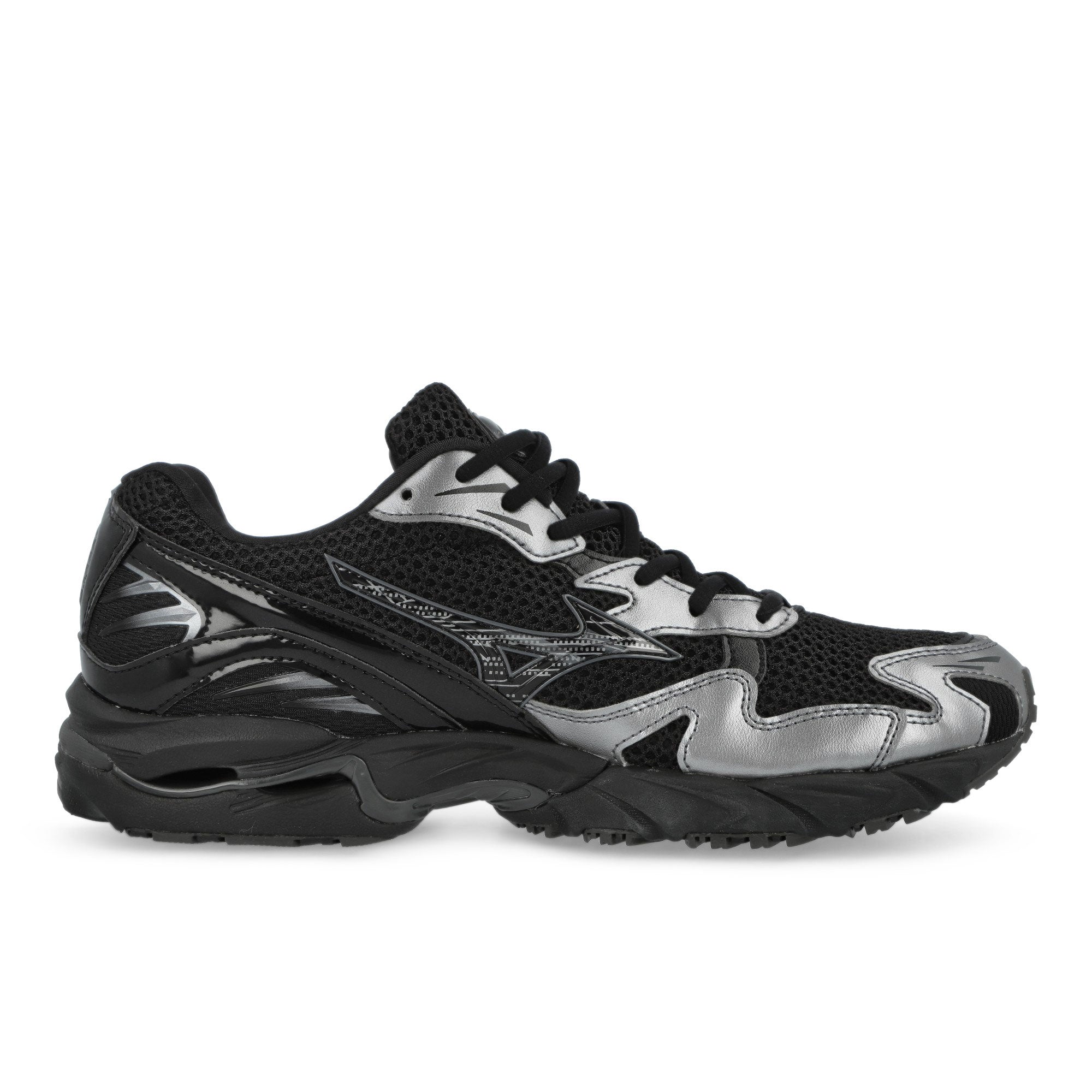 Mizuno Wave Rider 10 Black / Black Sand / Metallic Gray Low Top Sneakers D1GA261601 Silhouette | Overkill

