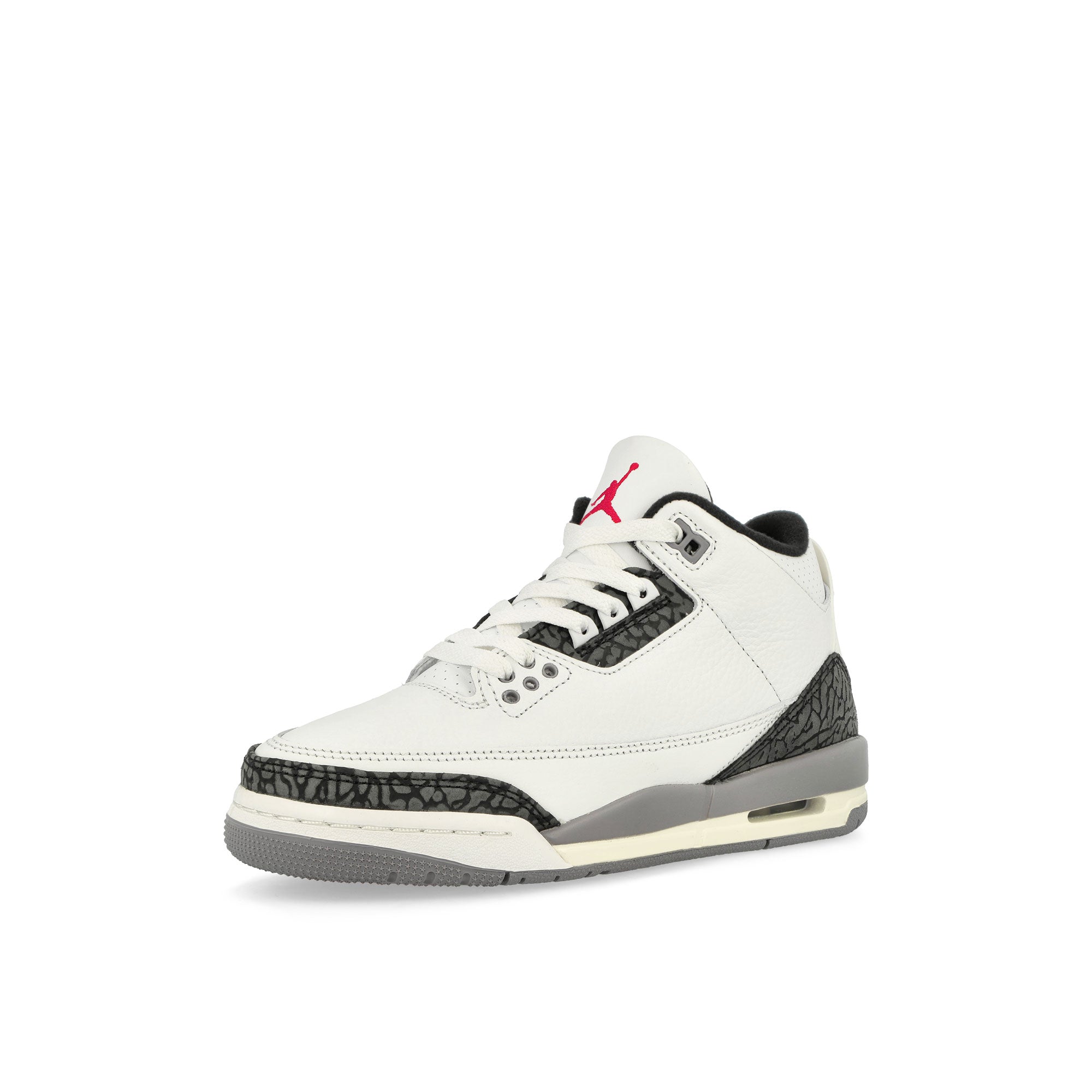 Jordan Air Jordan 3 Retro GS Summit White / Fire Red - Cement Grey - Black Mid Top Sneakers  Close Up | Overkill