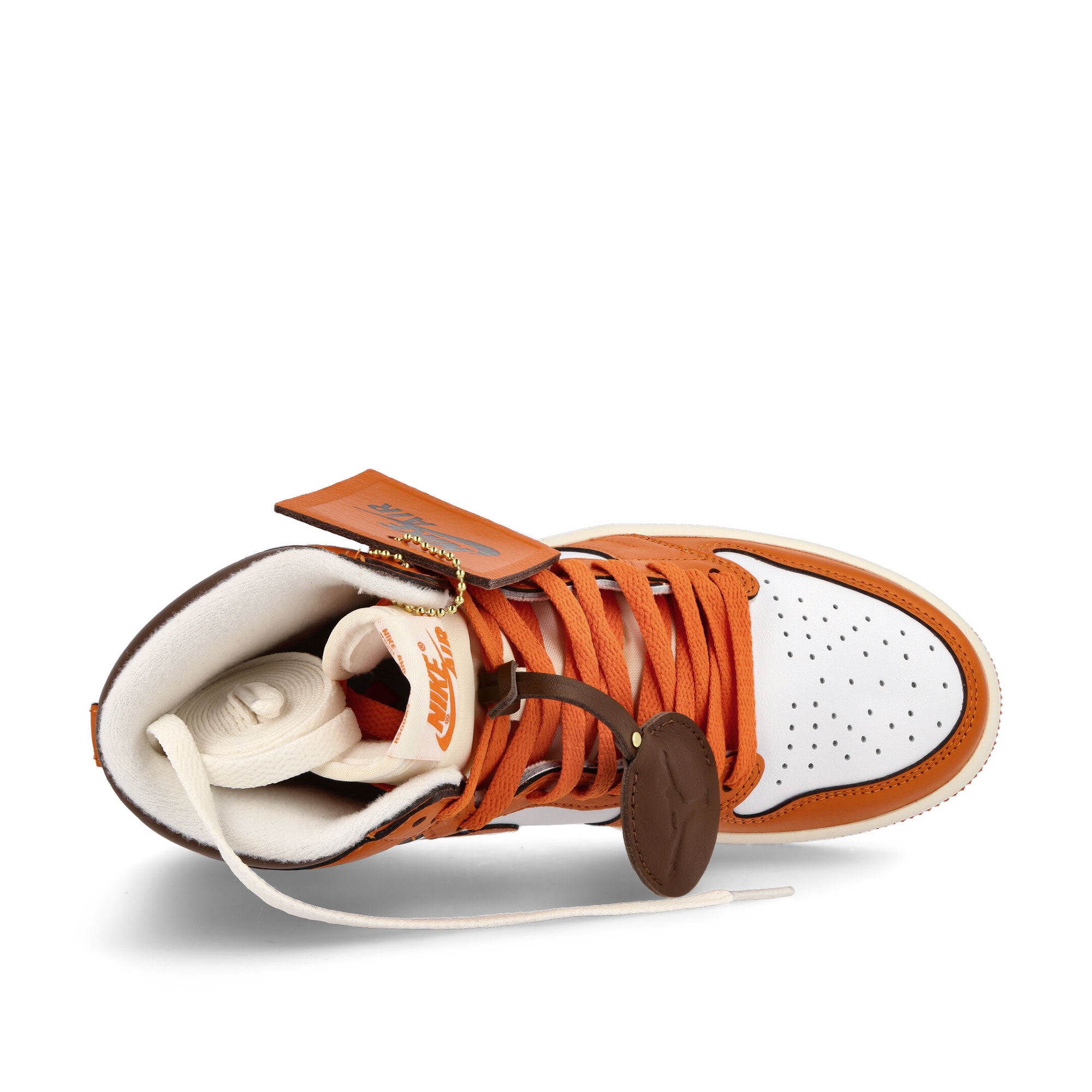 Jordan Wmns Air Jordan 1 Retro High OG White / Starfish - Cacao Wow - Sail Sneakers  Detailfoto | Overkill