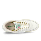 Reebok Club C 1985 Tv Chalk / Paper White / Green Low Top Sneakers  Detailfoto | Overkill