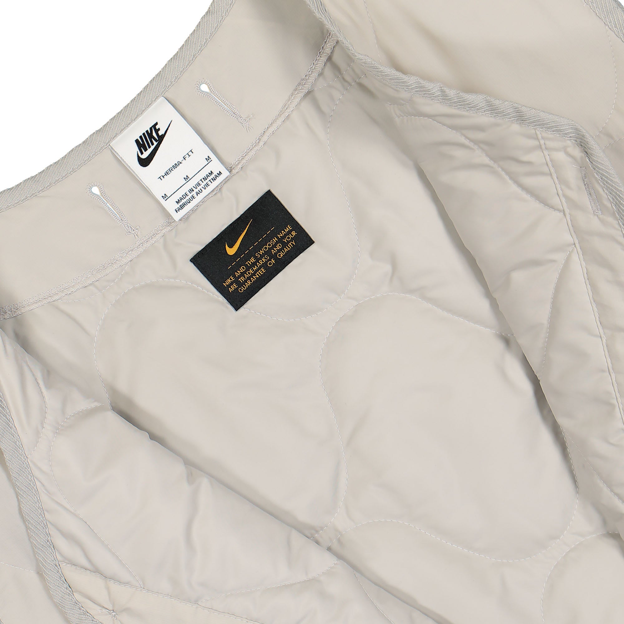 Nike Life Woven Insulated Military Vest Light Iron Ore / Weiß Vests Close-up | Overkill