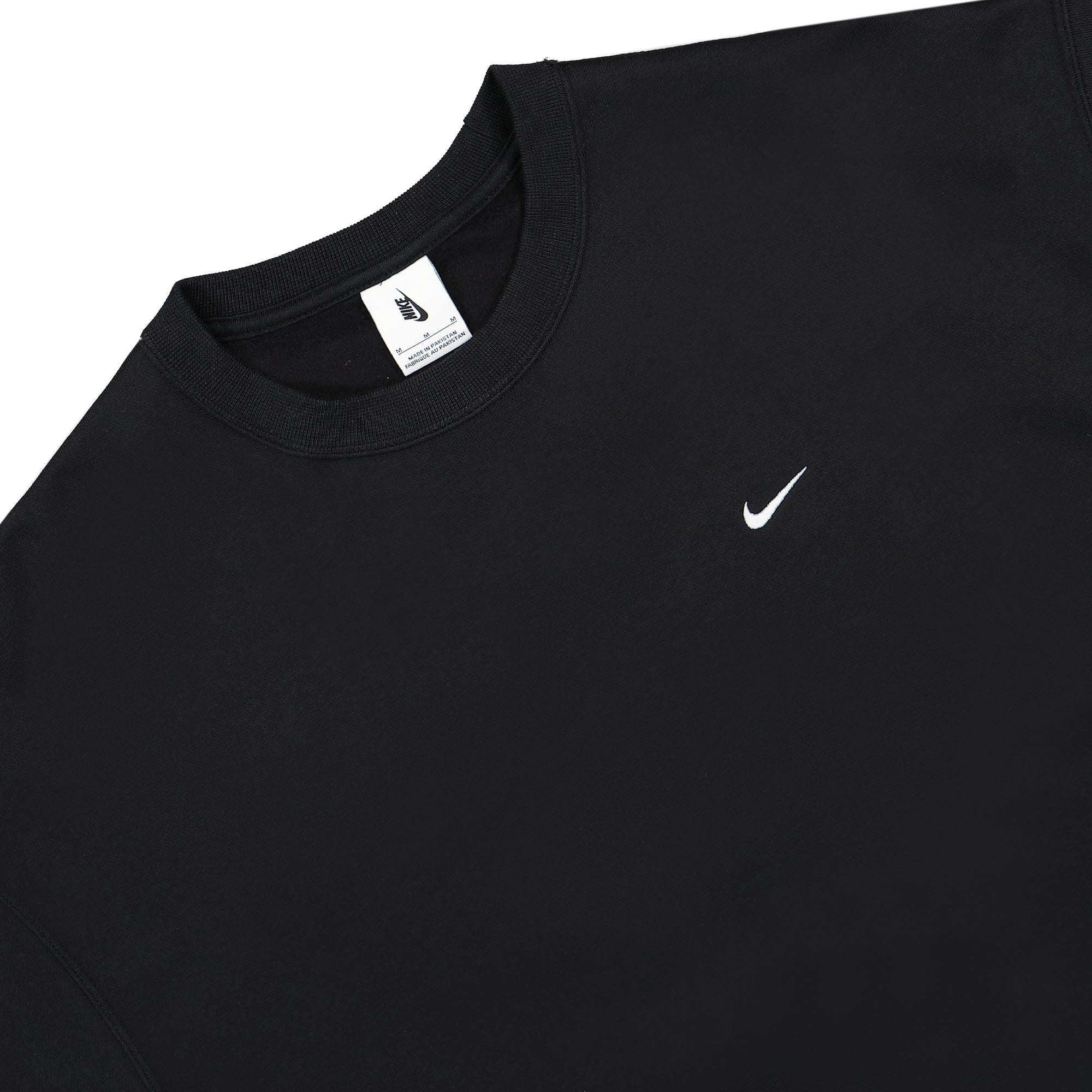 Nike Solo Swoosh Fleece Sweatshirt Black / White Sweatshirts Close-up | Overkill