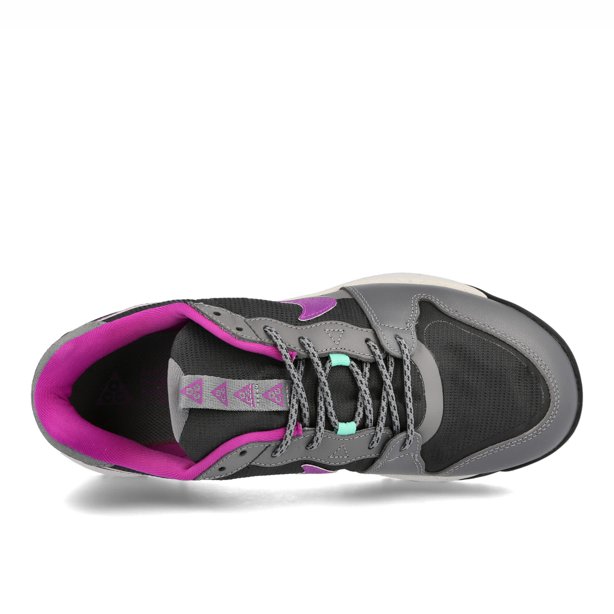 Nike acg lowcate Smoke Grey / Dark Smoke Grey - Vivid Purple Low Top Sneakers  Detailfoto | Overkill